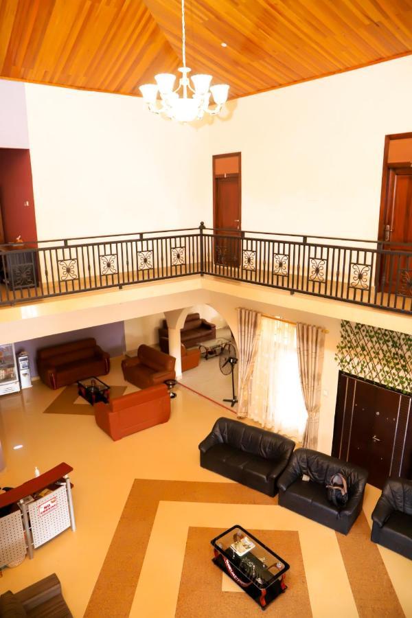 Osaah Bema Lodge Antoa Экстерьер фото