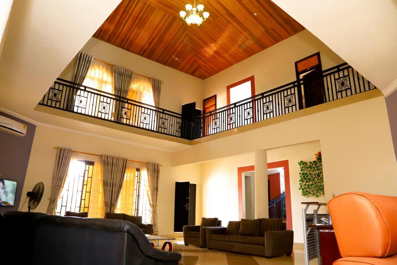 Osaah Bema Lodge Antoa Экстерьер фото